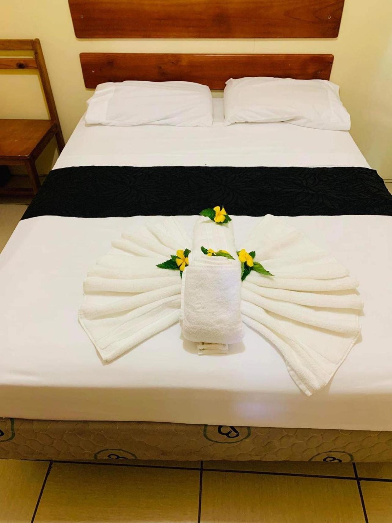 Transit Motel Mulifanua ภายนอก รูปภาพ