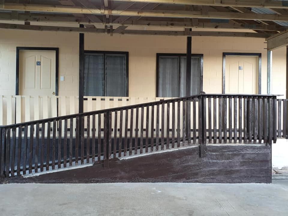 Transit Motel Mulifanua ภายนอก รูปภาพ